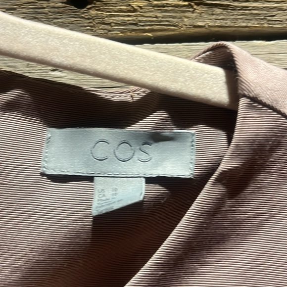 COS. Dark Pink Short Dress. - Picture 3 of 5